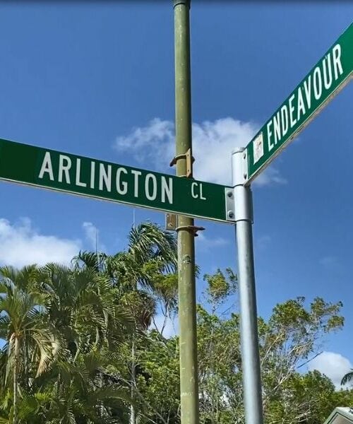 Reef Park Street Lights